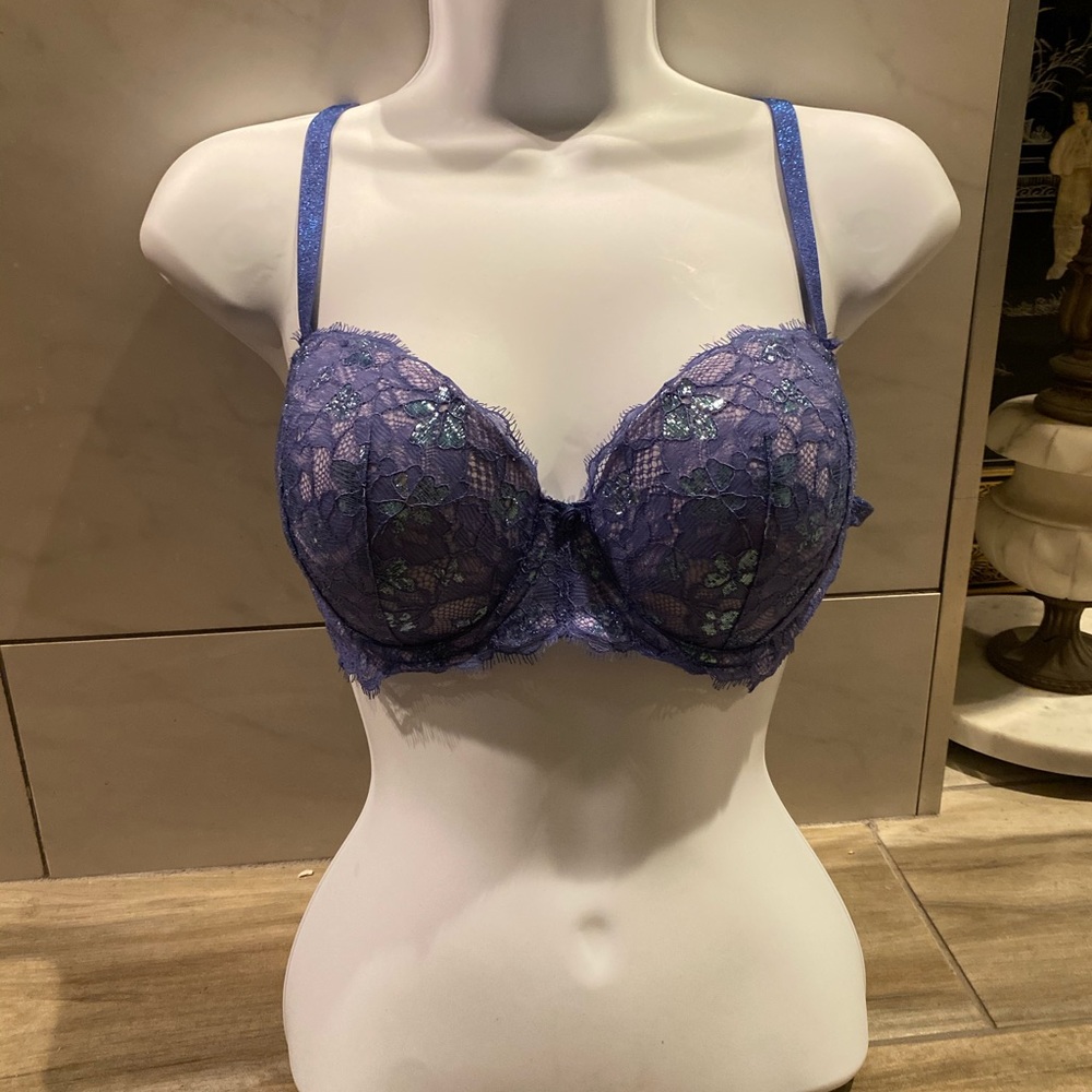 Sexy lace Victoria’s Secret Bra!